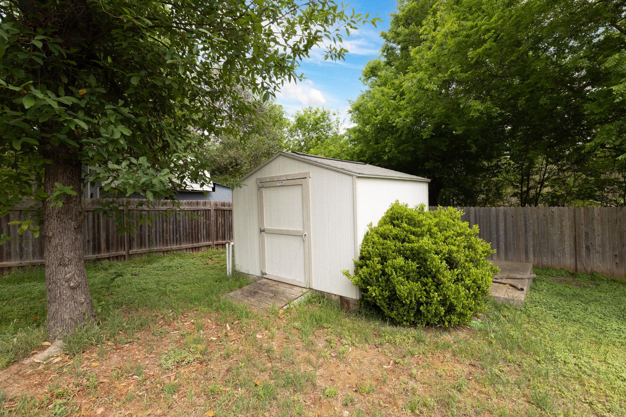 144 Vicksburg Loop, Elgin, TX 78621