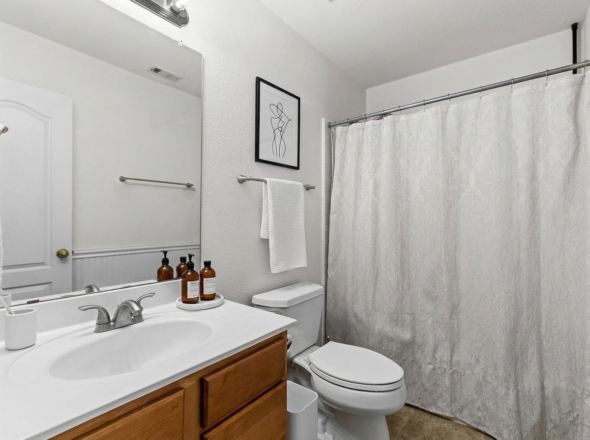 144 Vicksburg Loop, Elgin, TX 78621