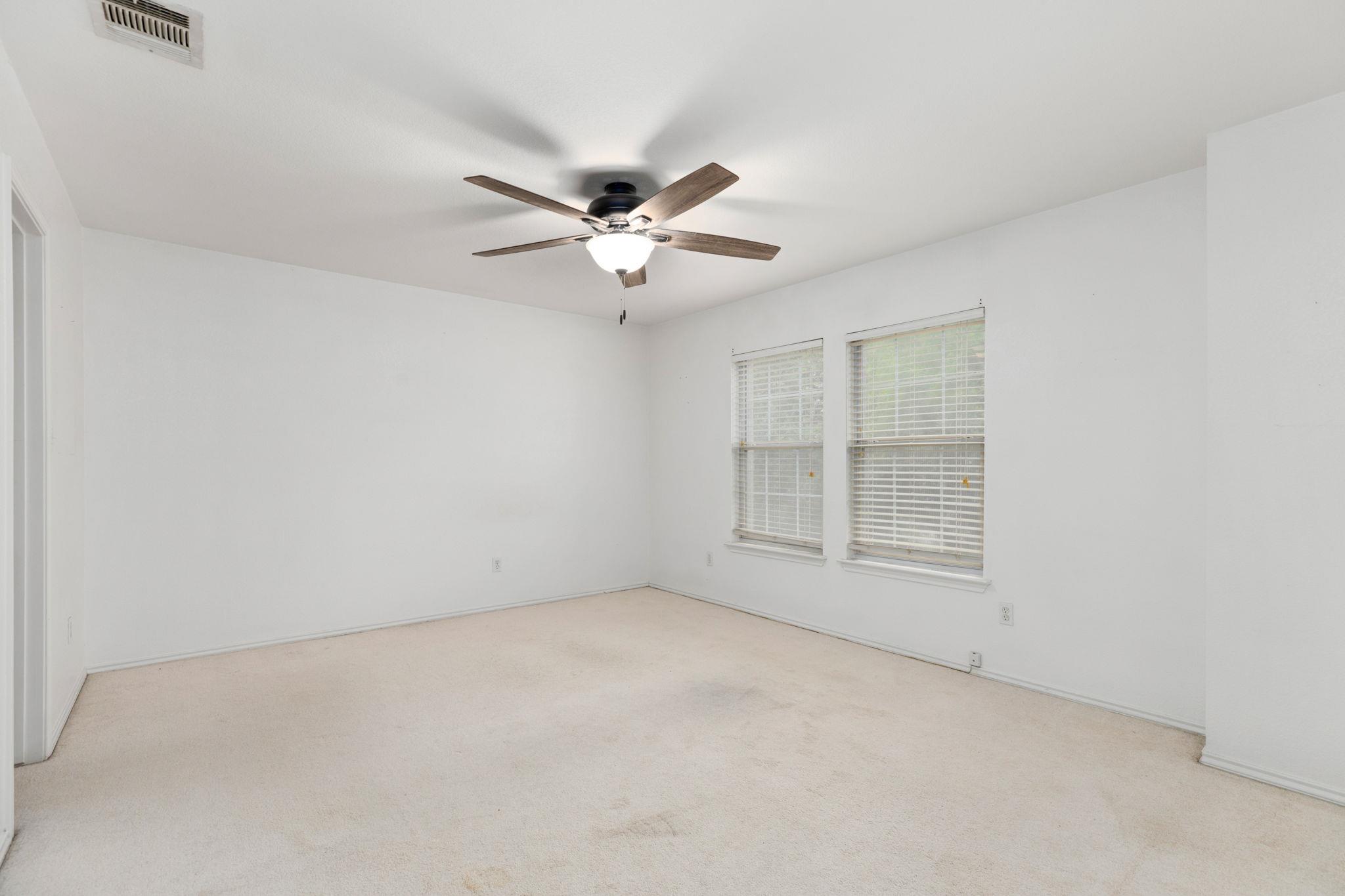 144 Vicksburg Loop, Elgin, TX 78621