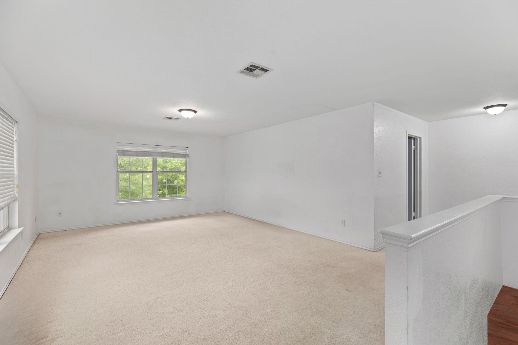 144 Vicksburg Loop, Elgin, TX 78621