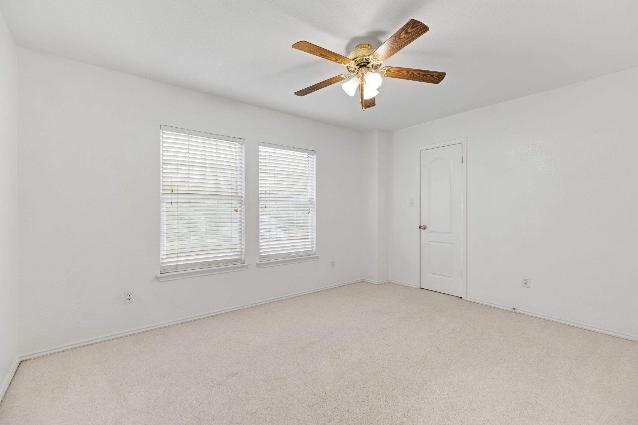 144 Vicksburg Loop, Elgin, TX 78621