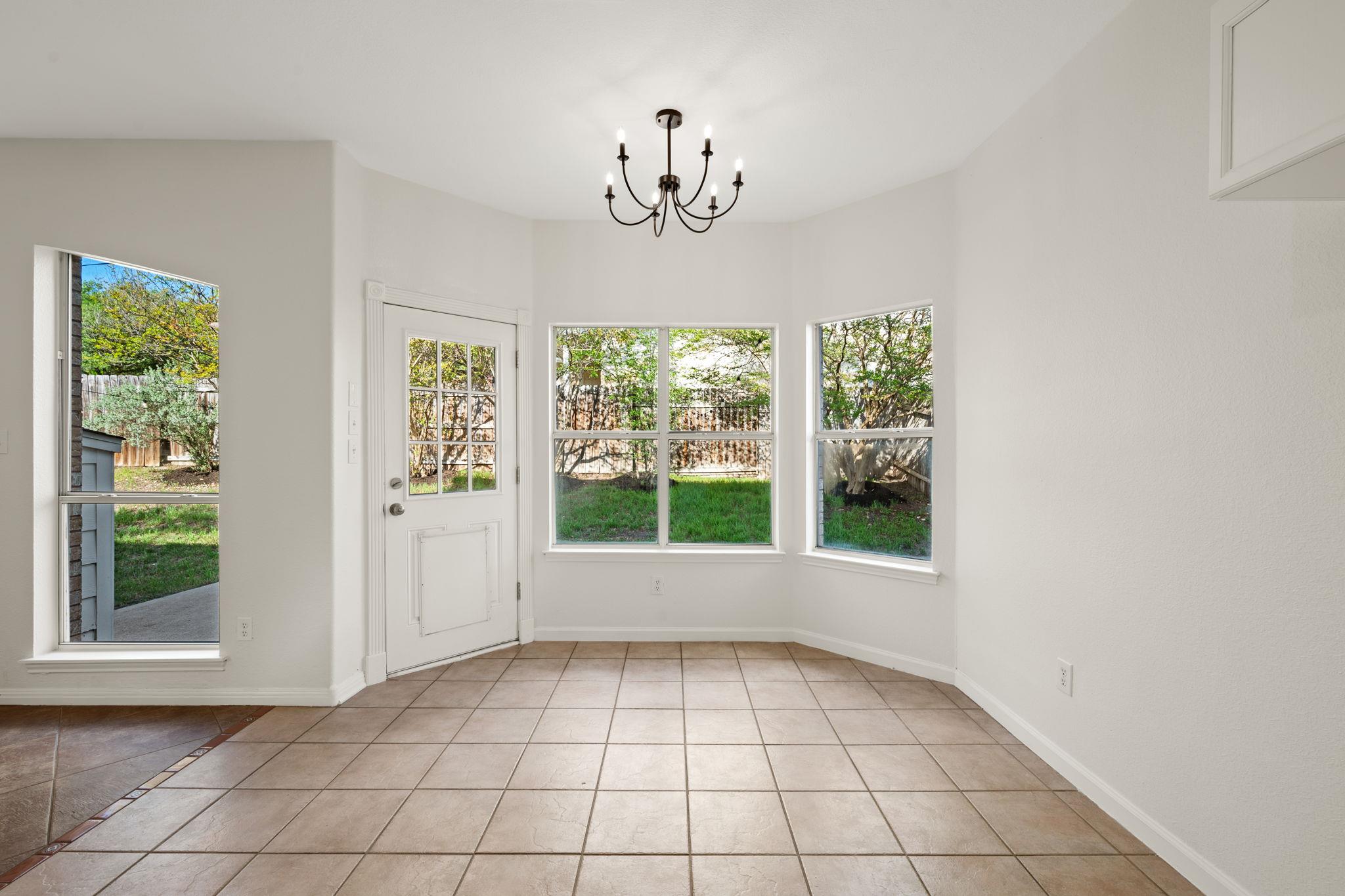 1734 Chasewood Dr, Austin, TX 78727