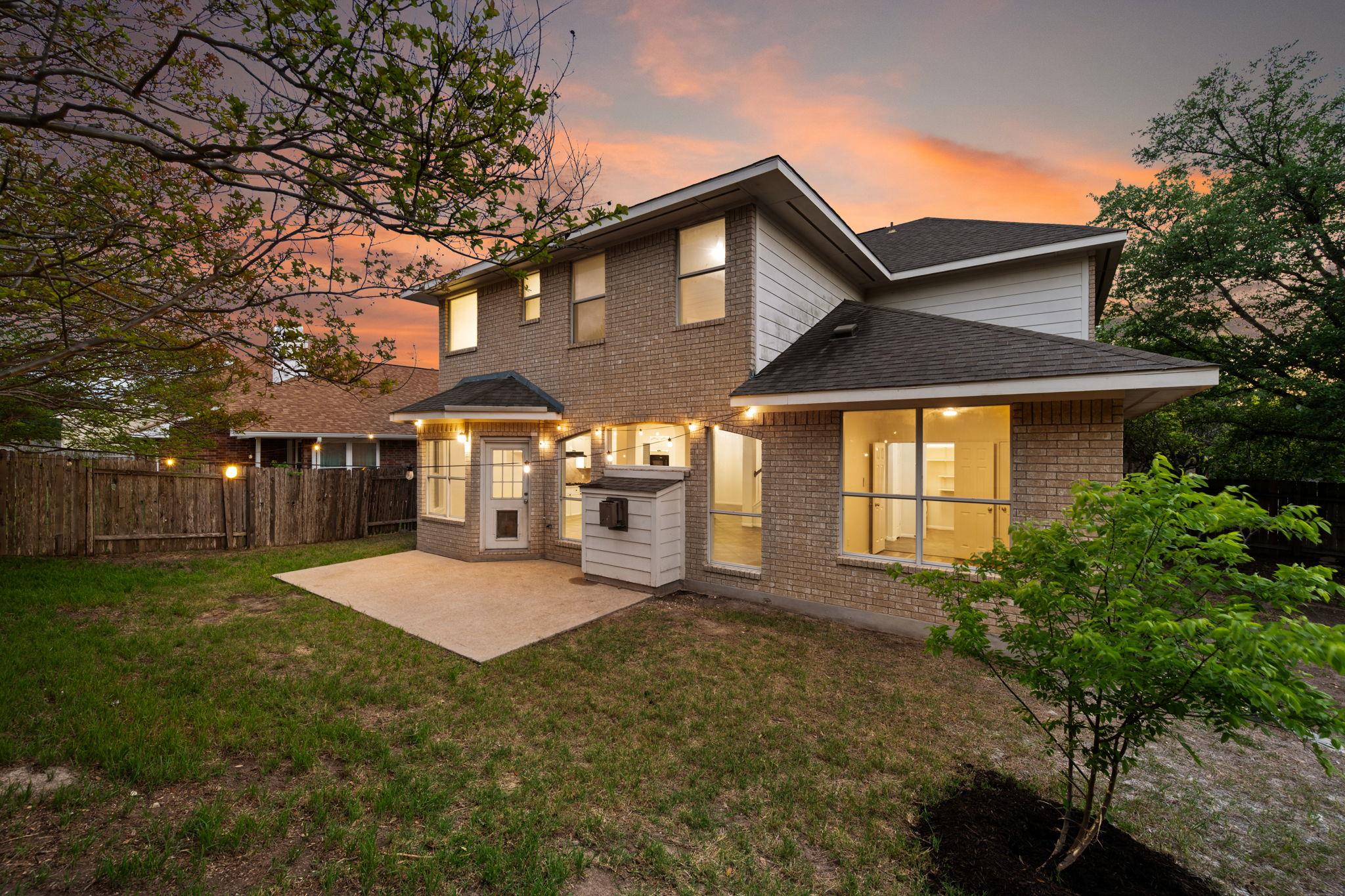 1734 Chasewood Dr, Austin, TX 78727