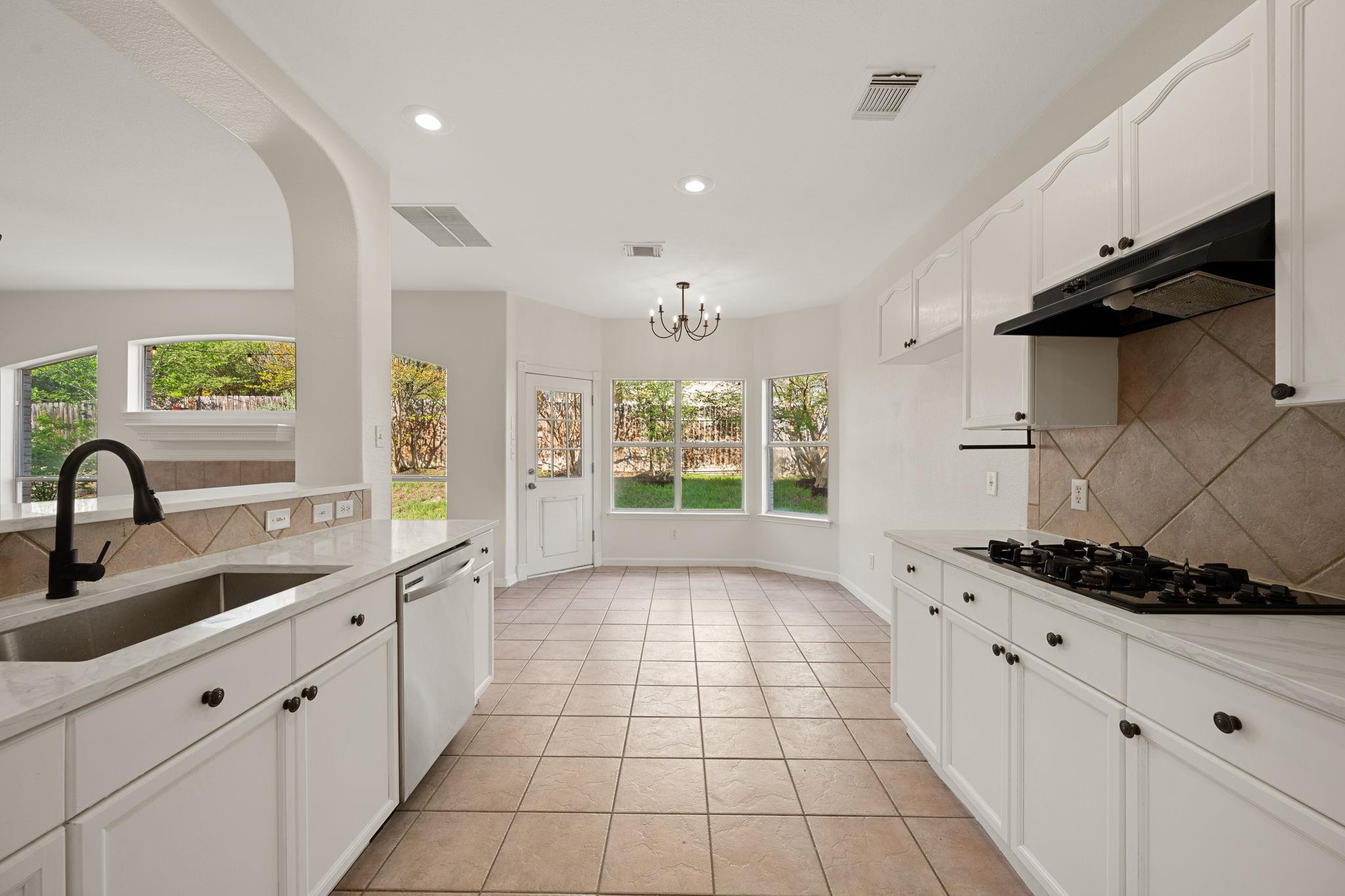 1734 Chasewood Dr, Austin, TX 78727