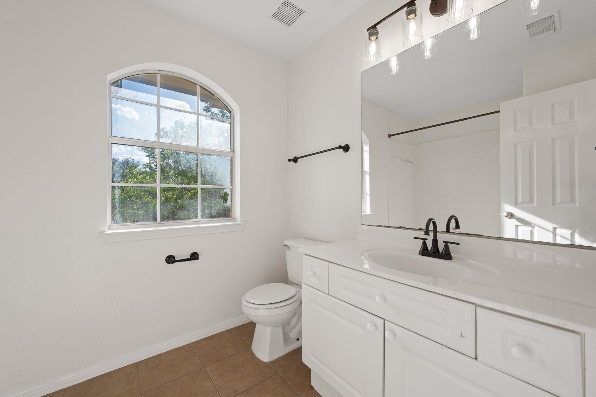 1734 Chasewood Dr, Austin, TX 78727