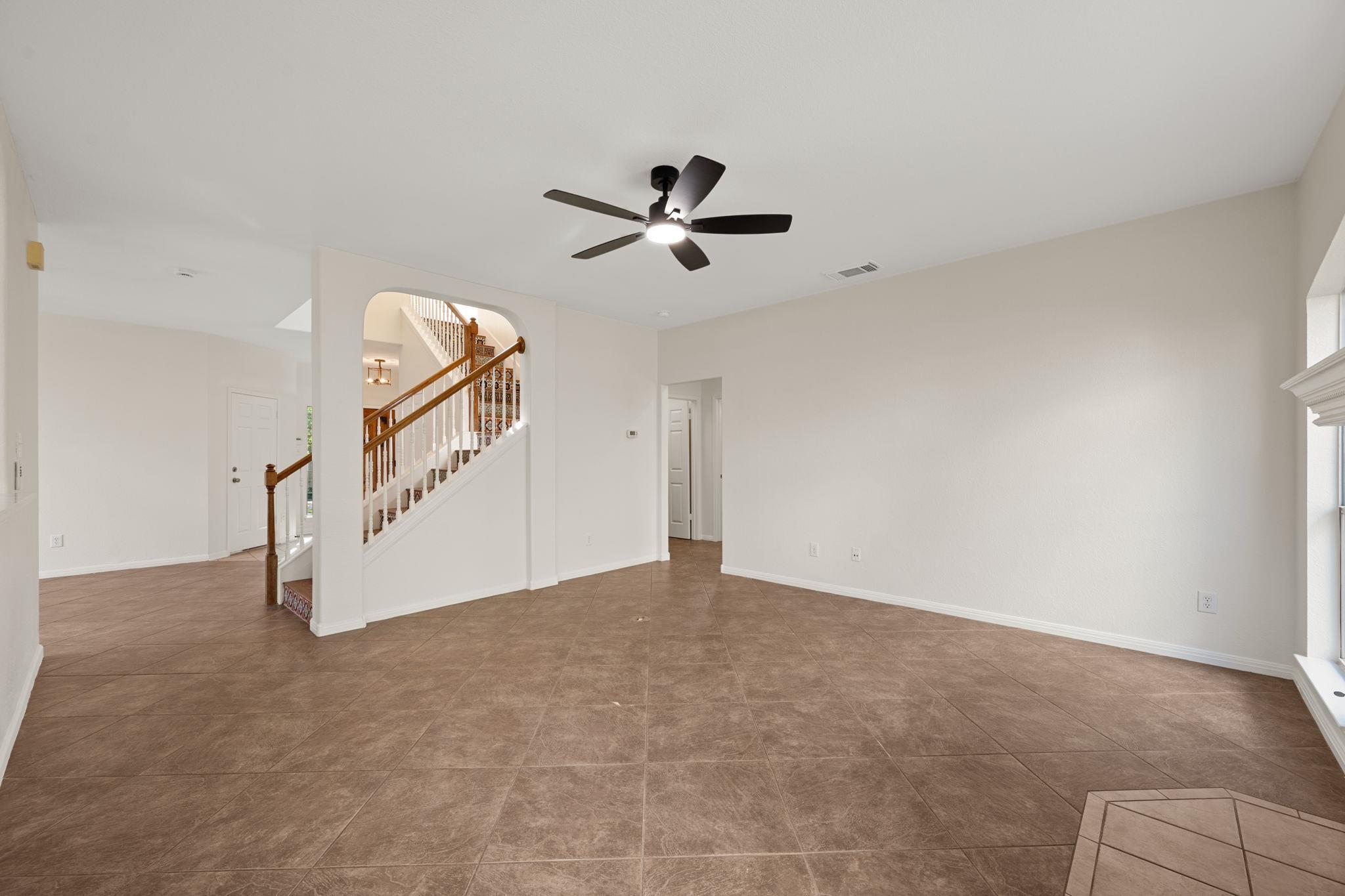 1734 Chasewood Dr, Austin, TX 78727