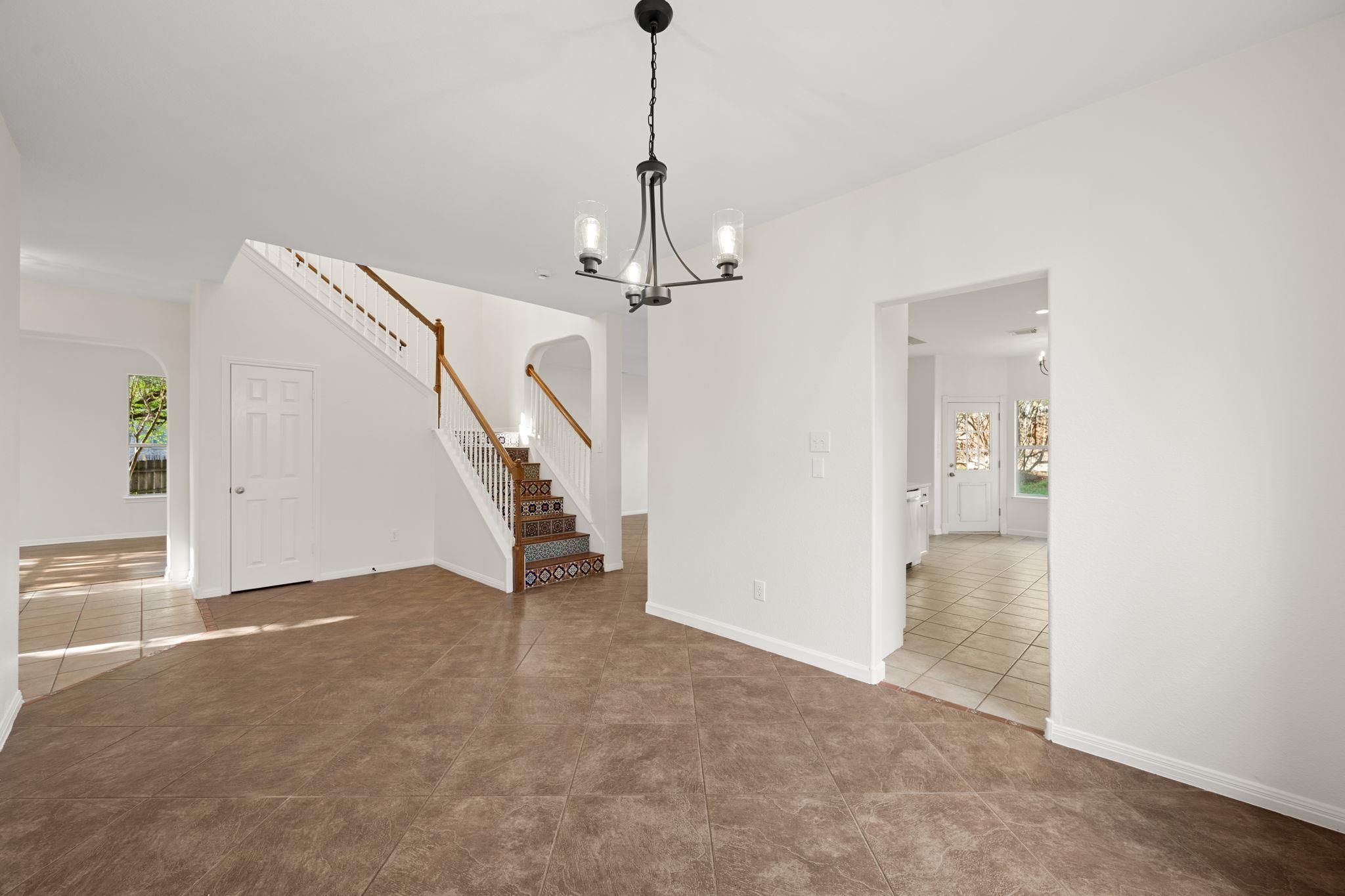 1734 Chasewood Dr, Austin, TX 78727