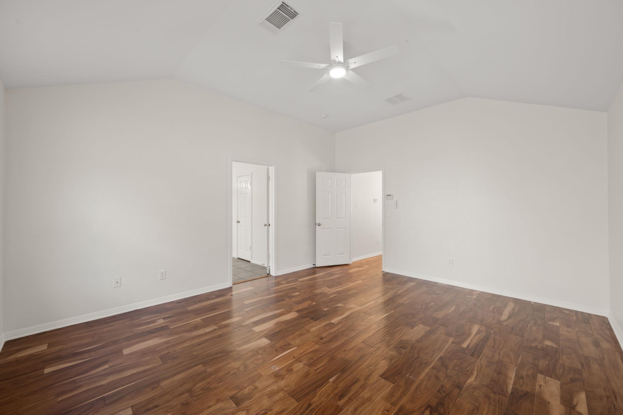 1734 Chasewood Dr, Austin, TX 78727