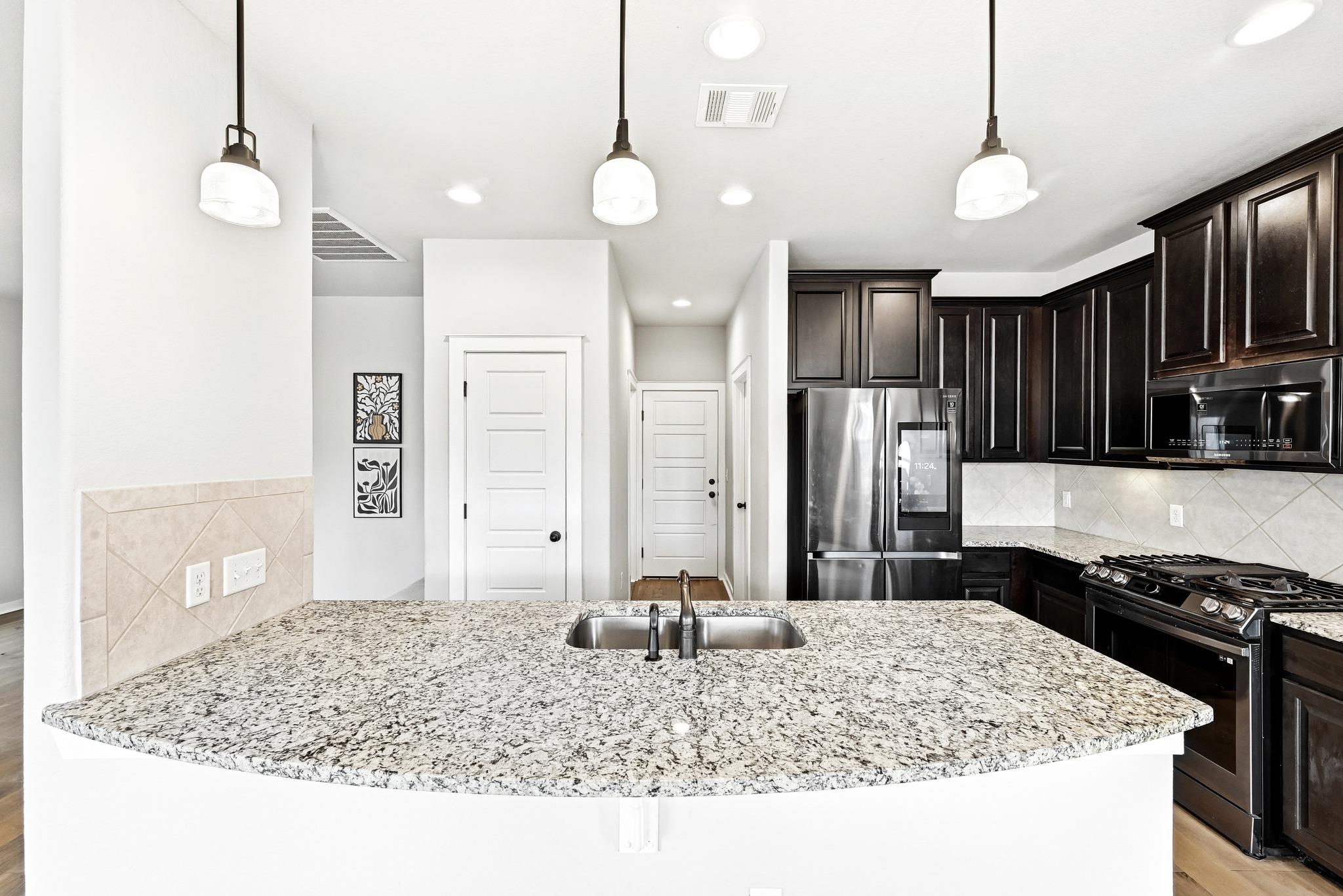 5305 Daimler Dr, Austin, TX 78744