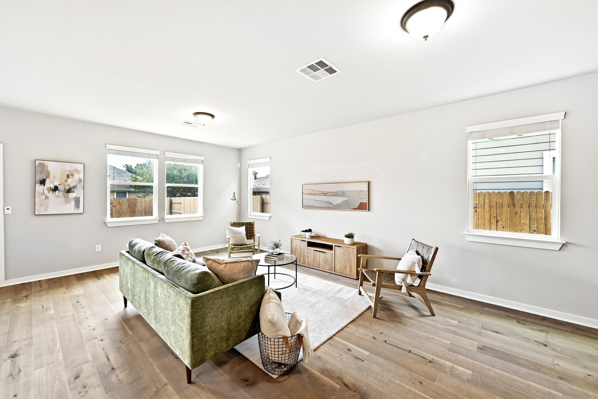 5305 Daimler Dr, Austin, TX 78744