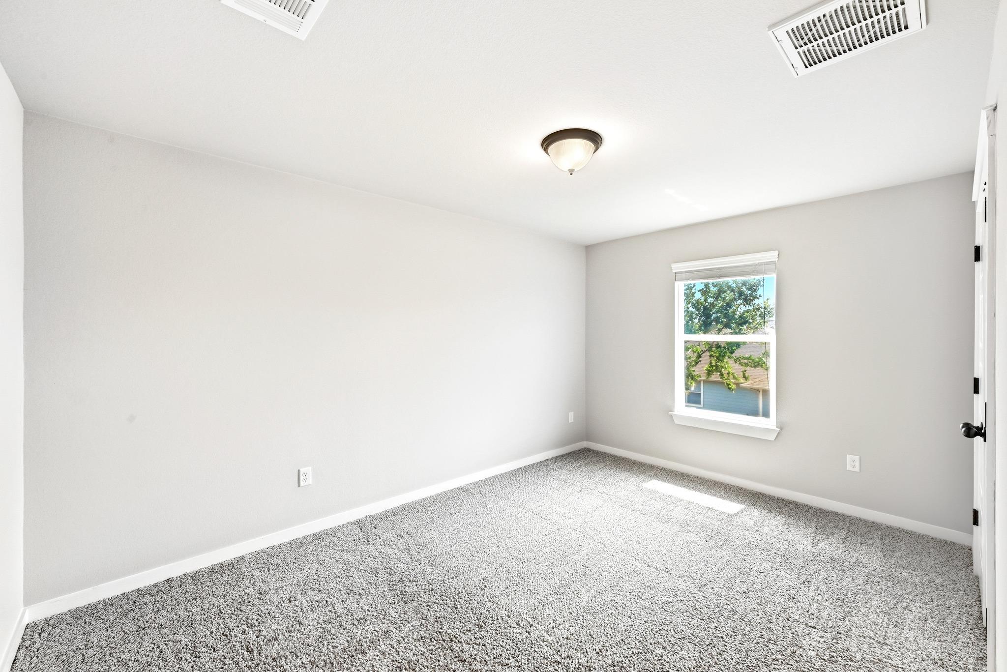 5305 Daimler Dr, Austin, TX 78744