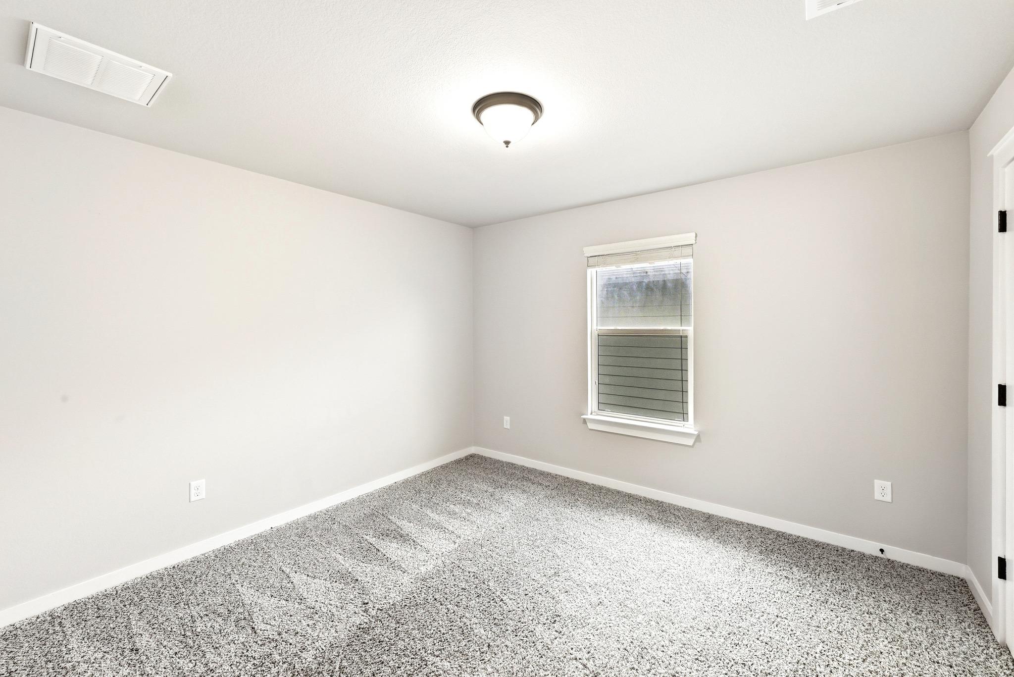 5305 Daimler Dr, Austin, TX 78744