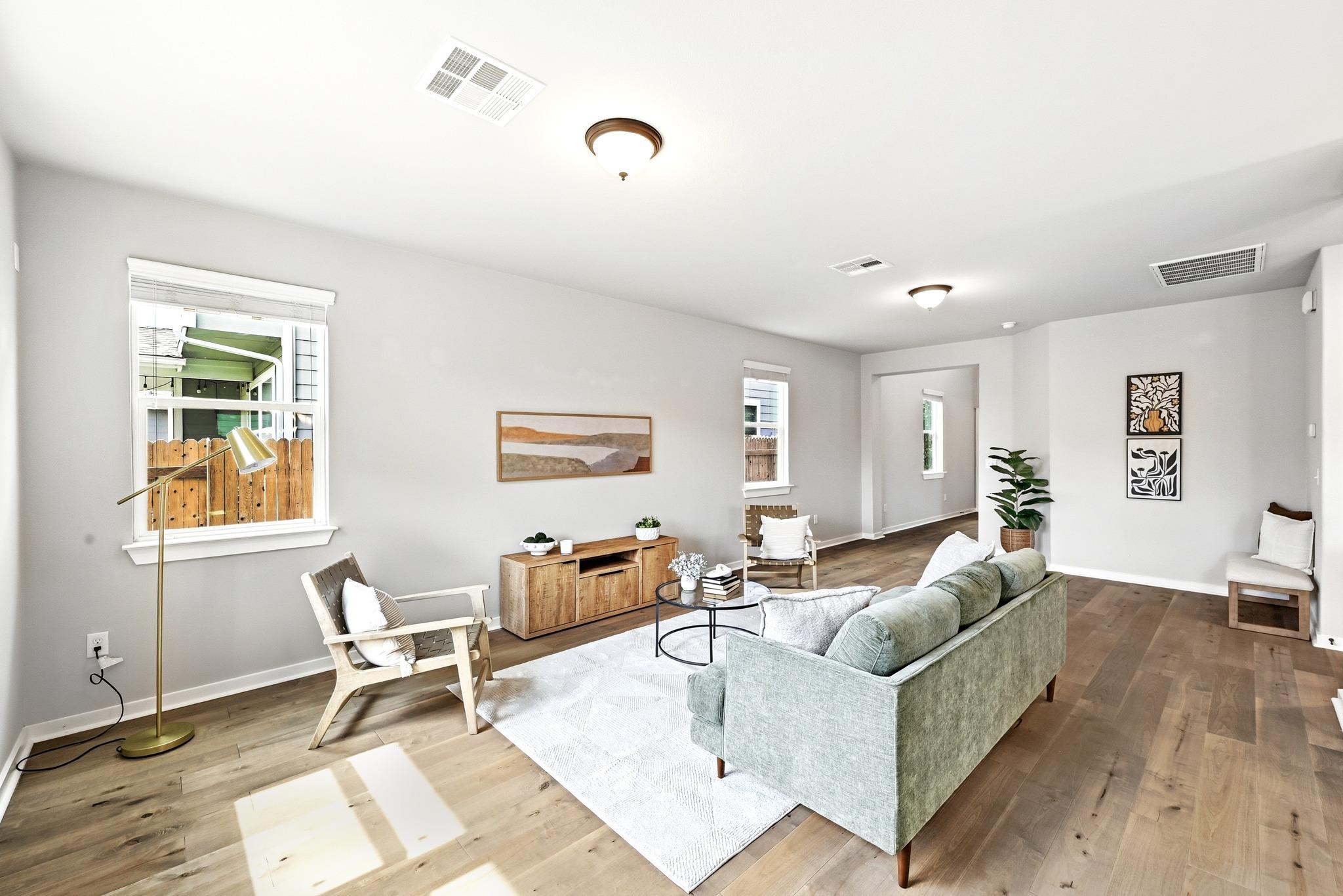 5305 Daimler Dr, Austin, TX 78744