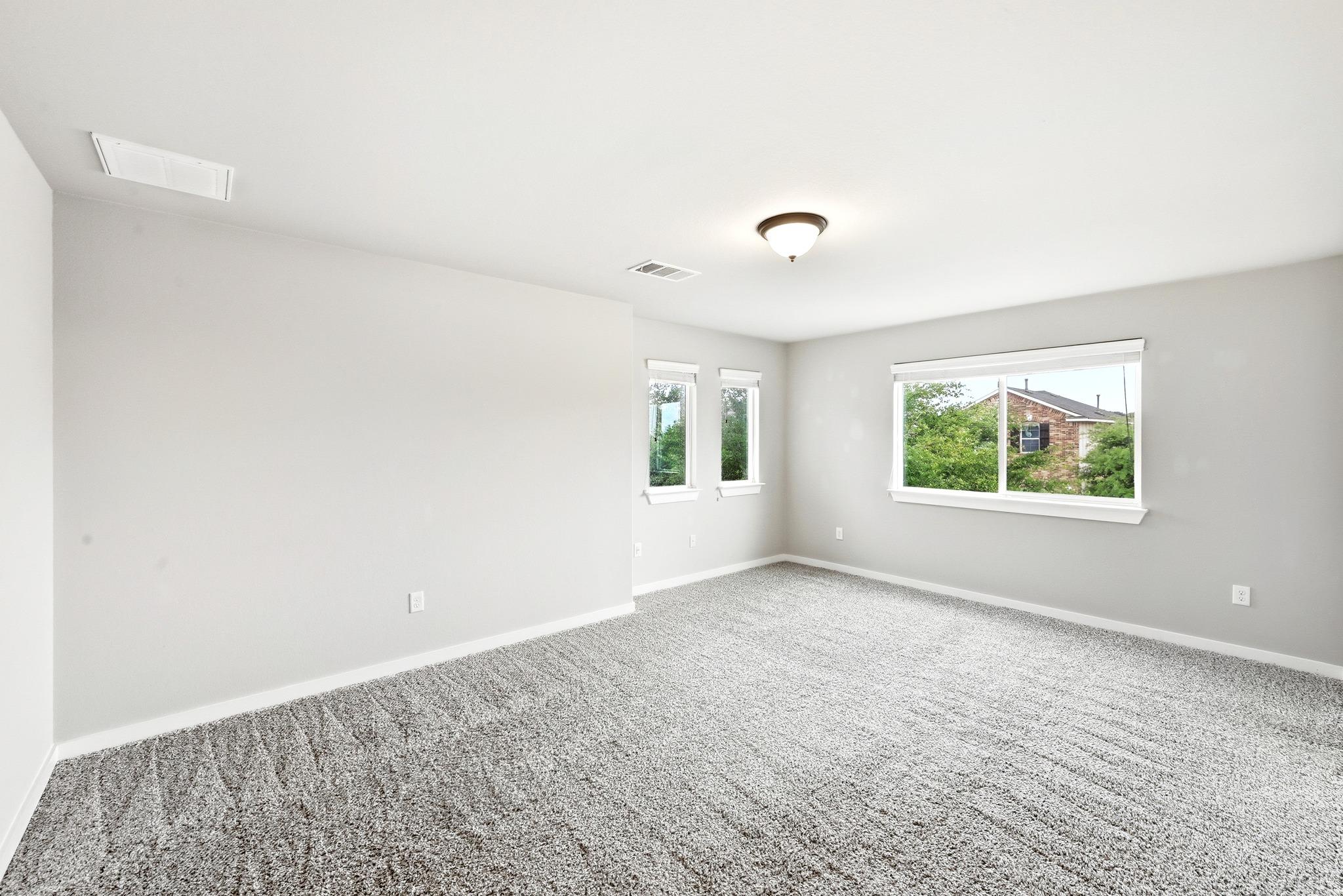 5305 Daimler Dr, Austin, TX 78744