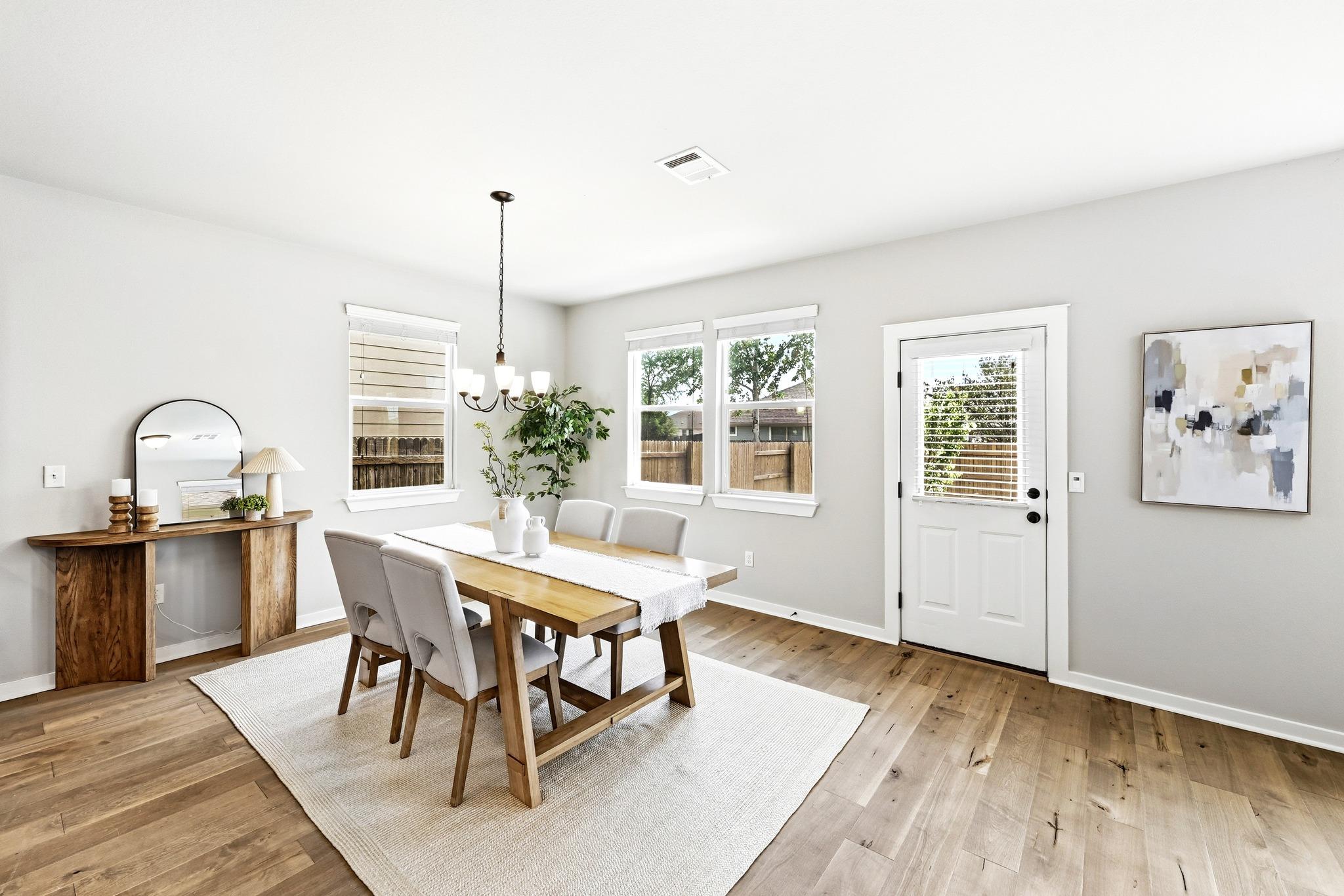 5305 Daimler Dr, Austin, TX 78744