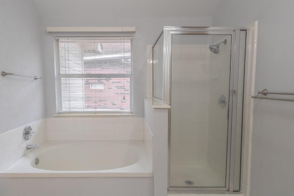 8214 Cornerwood Dr, Austin, TX 78717