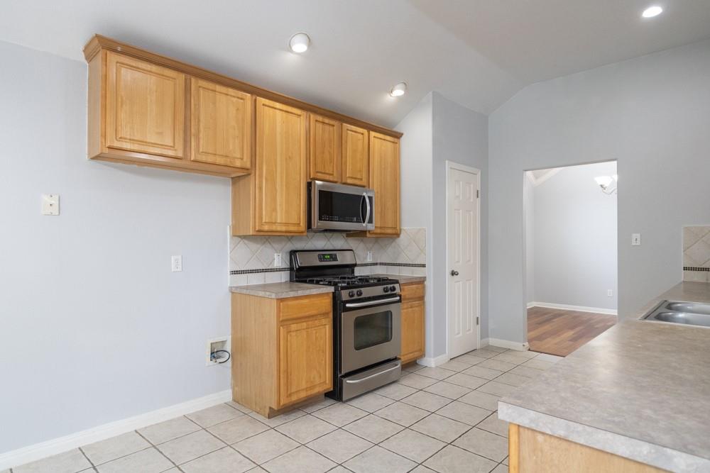 8214 Cornerwood Dr, Austin, TX 78717