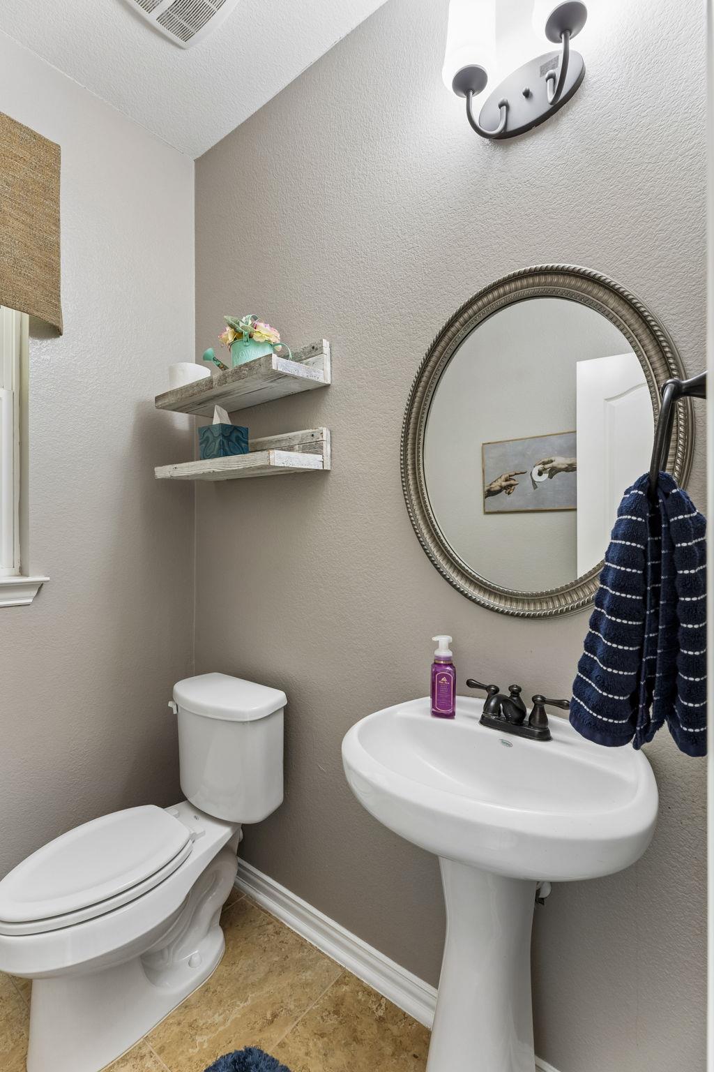 202 Pincea Pl, San Marcos, TX 78666