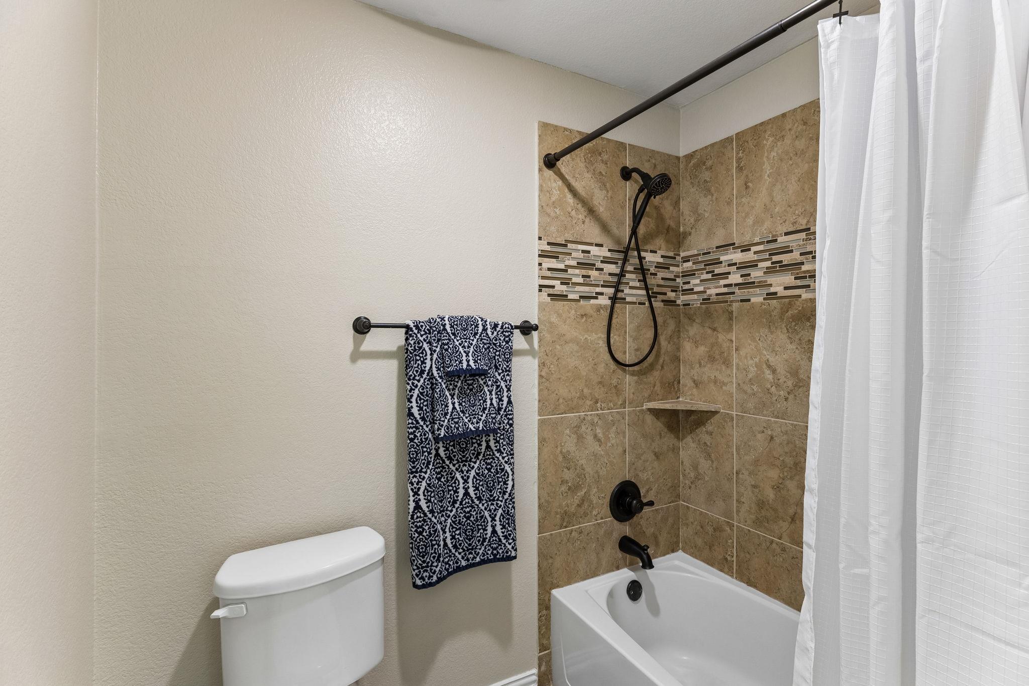 202 Pincea Pl, San Marcos, TX 78666