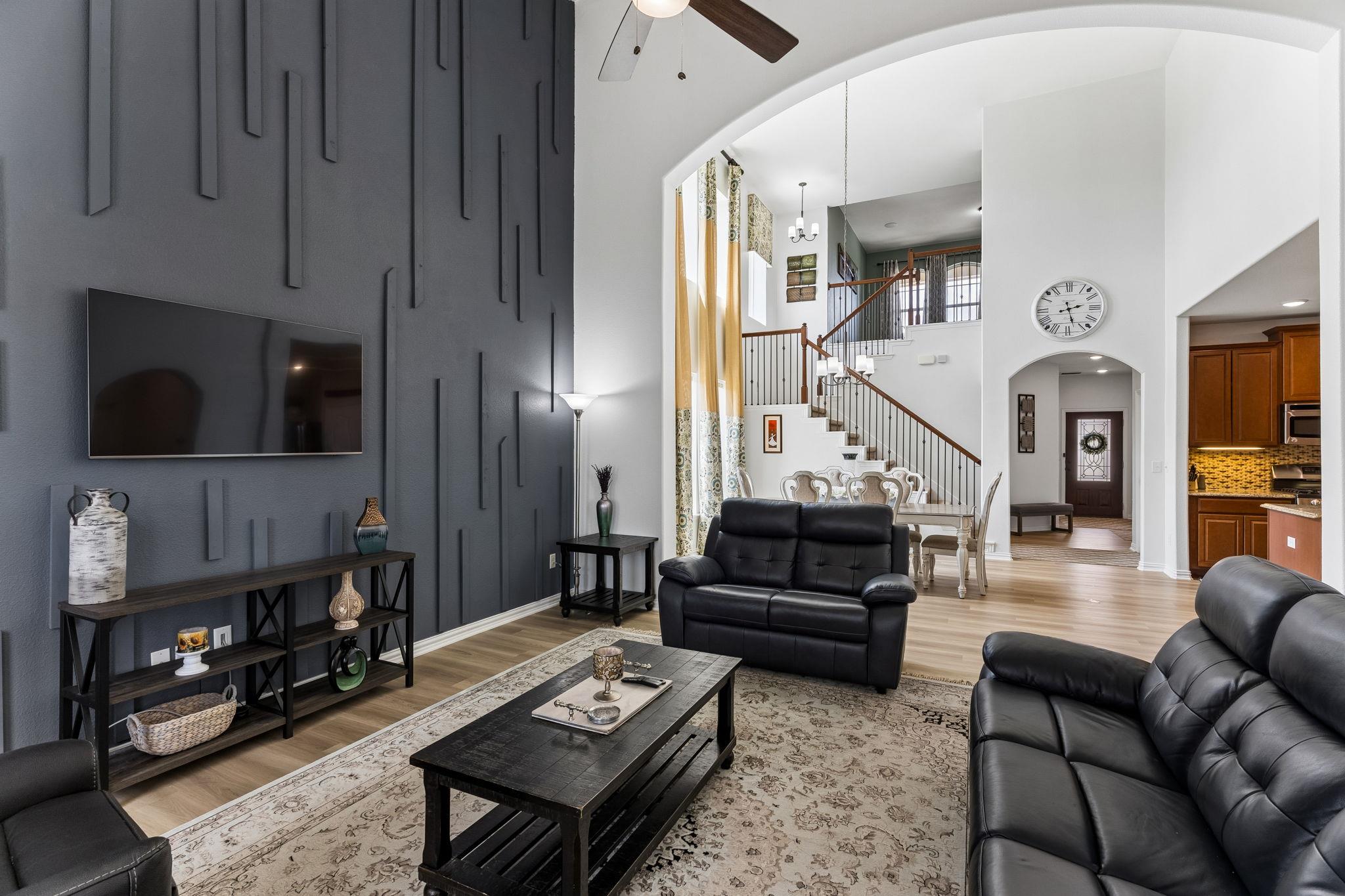 202 Pincea Pl, San Marcos, TX 78666