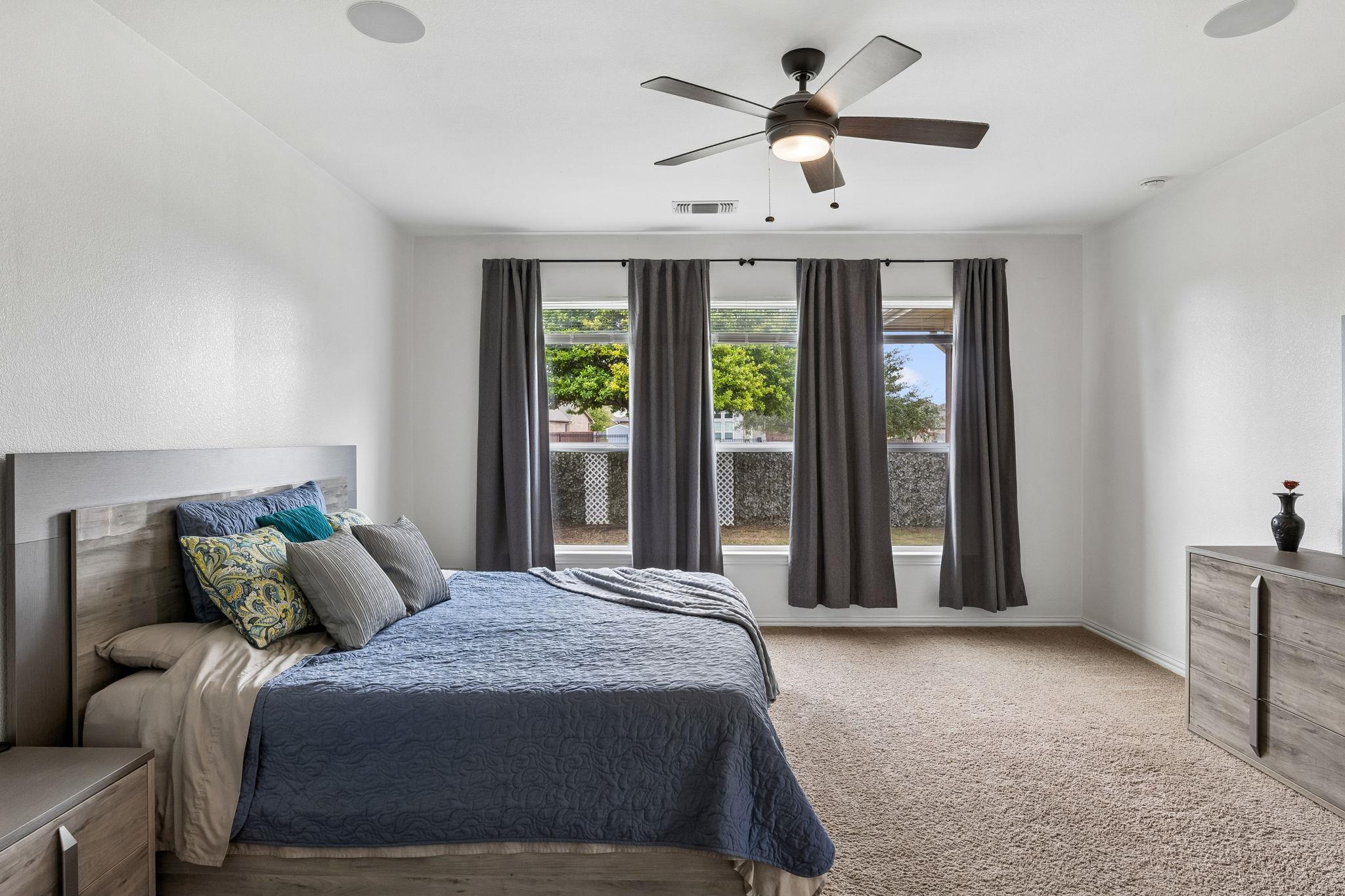 202 Pincea Pl, San Marcos, TX 78666