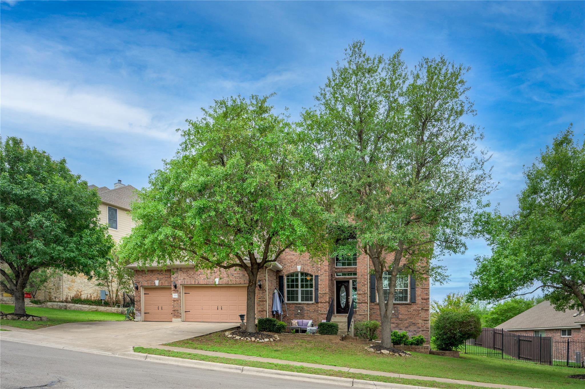 22121 Rose Grass Ln, Spicewood, TX 78669