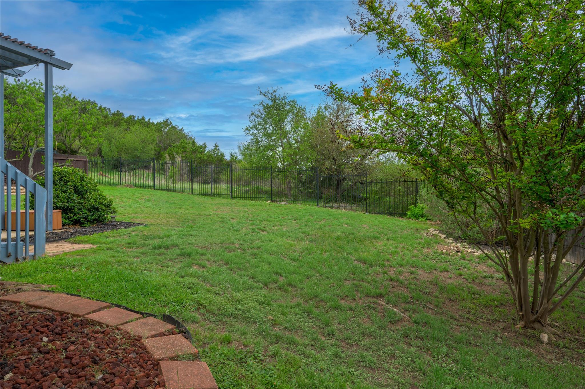 22121 Rose Grass Ln, Spicewood, TX 78669