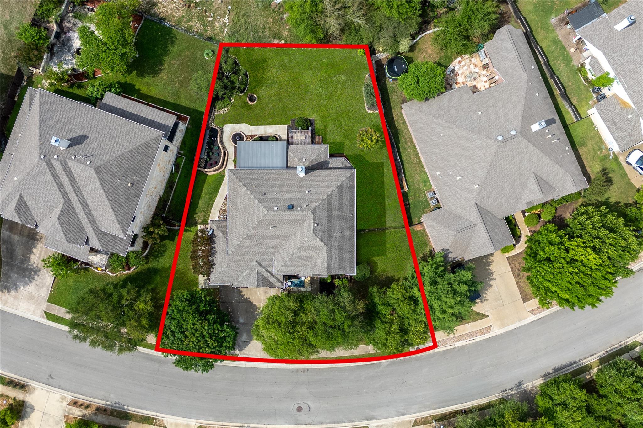 22121 Rose Grass Ln, Spicewood, TX 78669