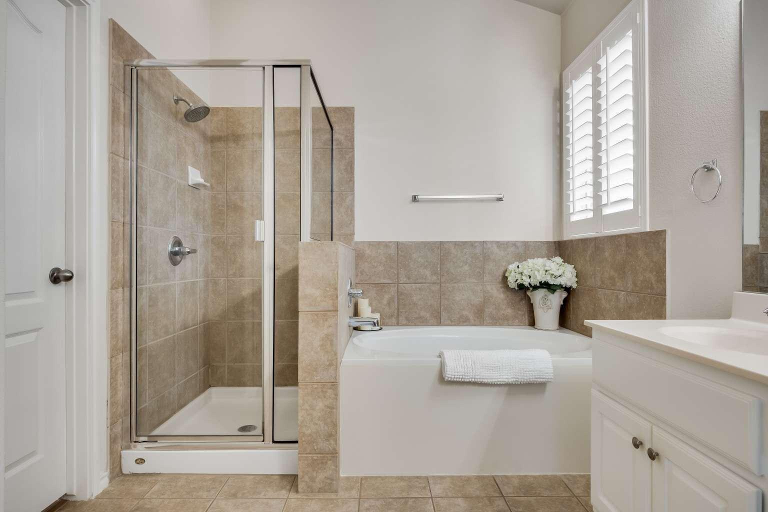 12920 Appaloosa Chase Dr, Austin, TX 78732