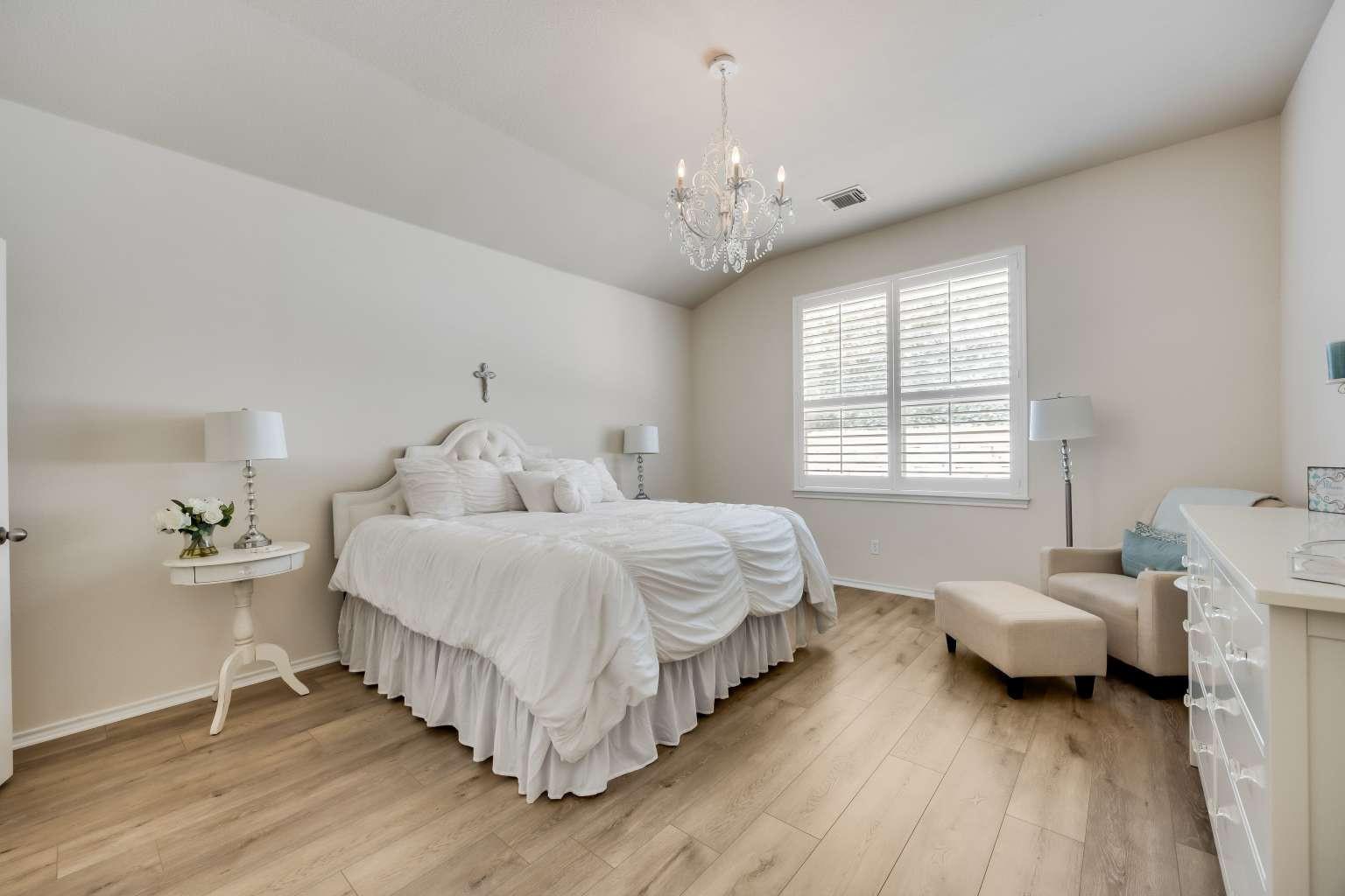 12920 Appaloosa Chase Dr, Austin, TX 78732