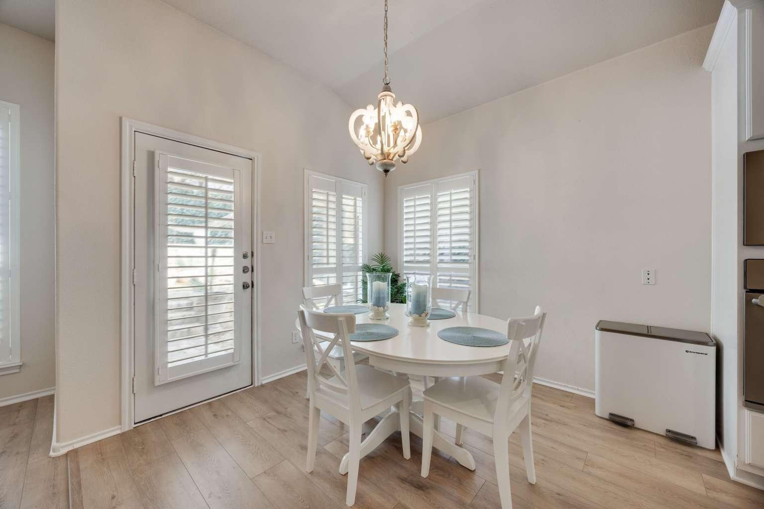 12920 Appaloosa Chase Dr, Austin, TX 78732