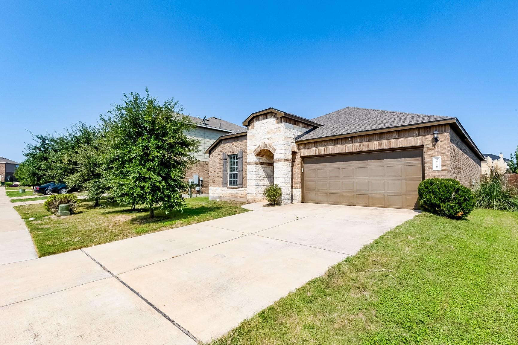 216 Golden Butterfly Dr, Leander, TX 78641