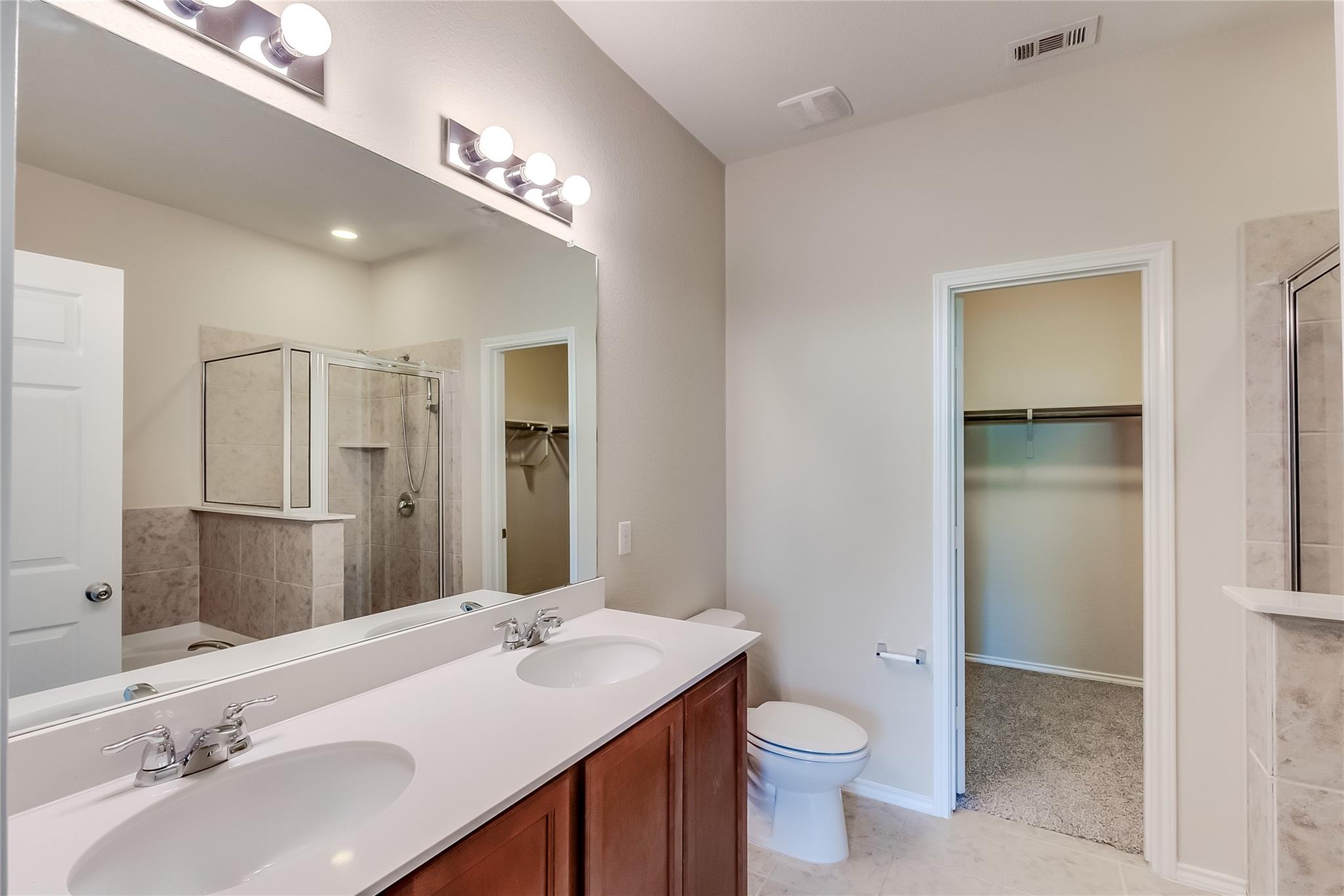 216 Golden Butterfly Dr, Leander, TX 78641