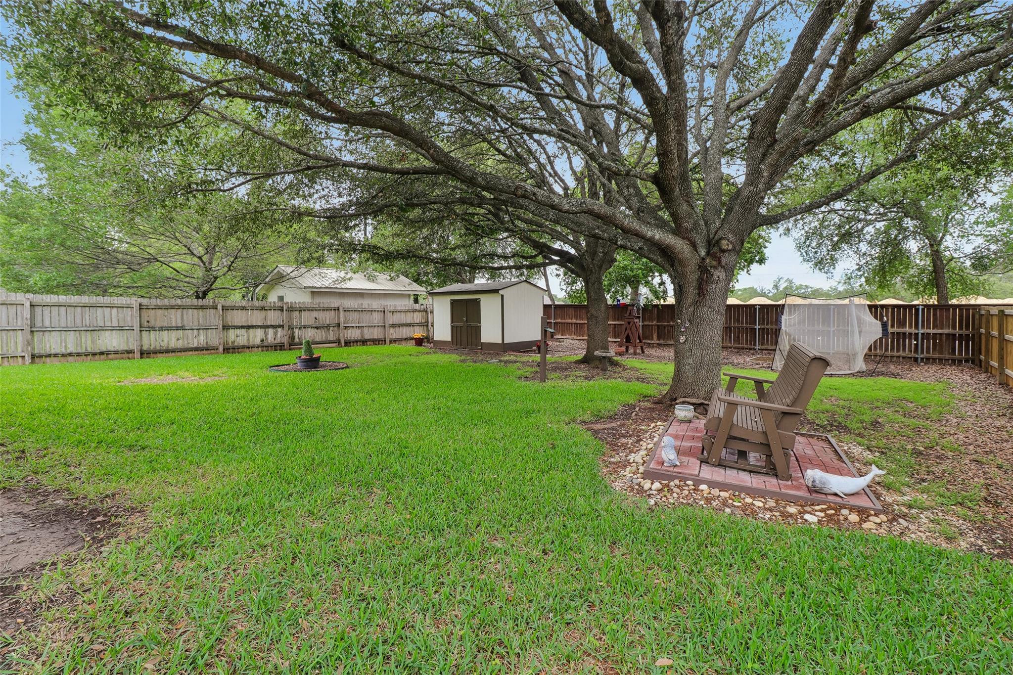 112 Kalis Cv, Buda, TX 78610