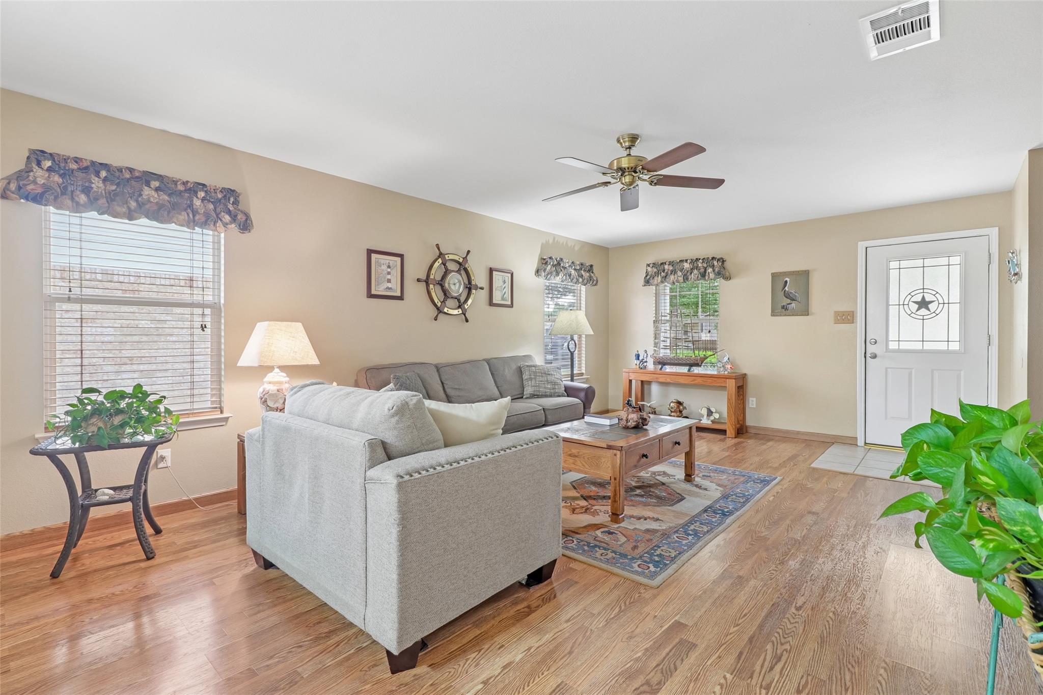 112 Kalis Cv, Buda, TX 78610