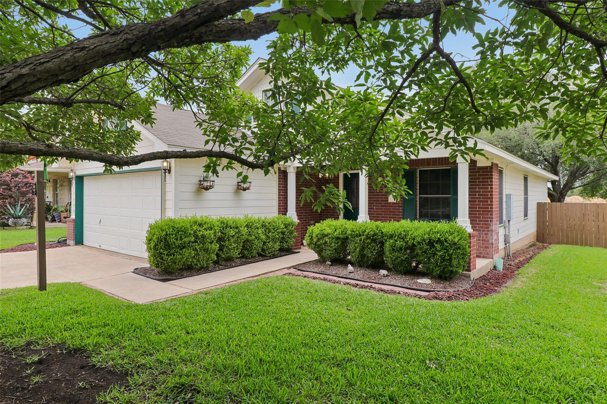 112 Kalis Cv, Buda, TX 78610