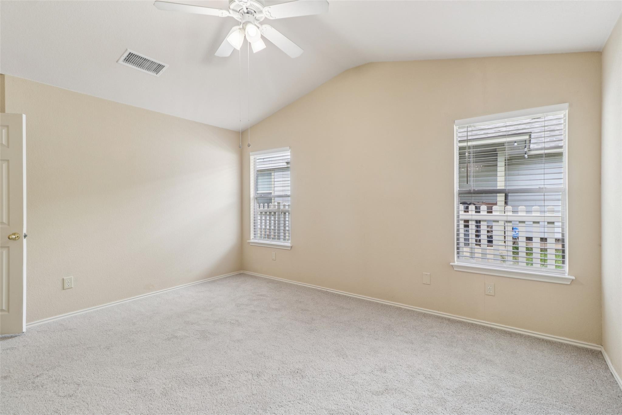 700 Scheel Rd, Kyle, TX 78640