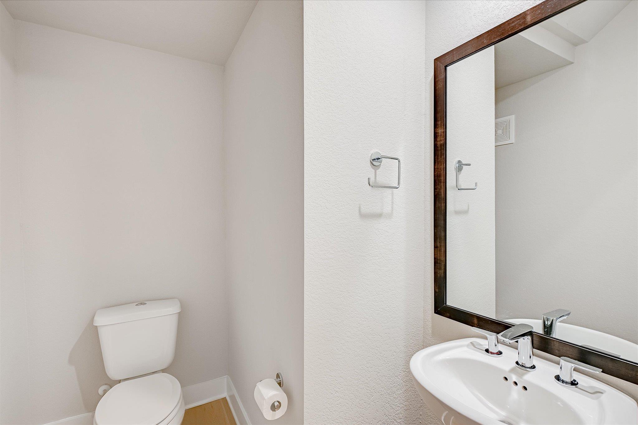 6136 Florencia Ln, Austin, TX 78724