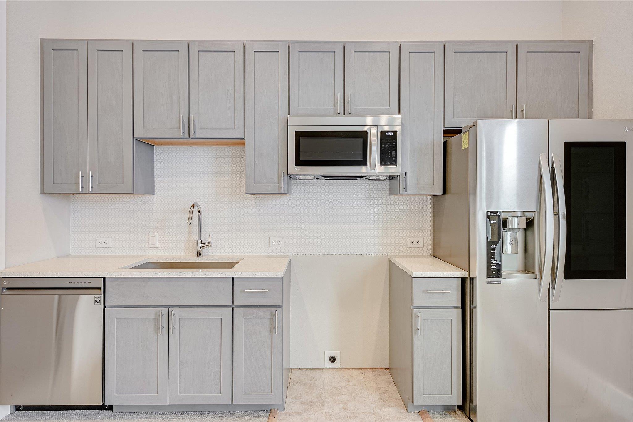 6136 Florencia Ln, Austin, TX 78724