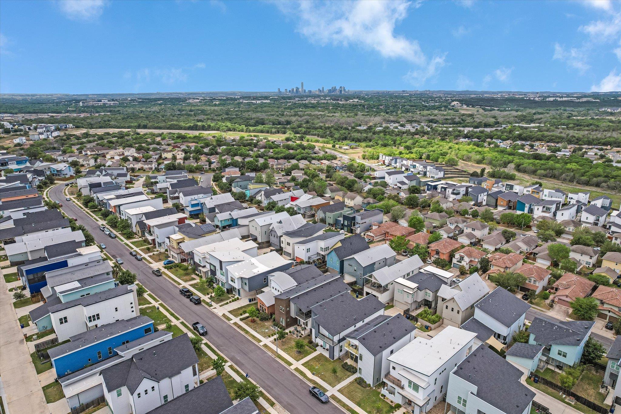 6136 Florencia Ln, Austin, TX 78724