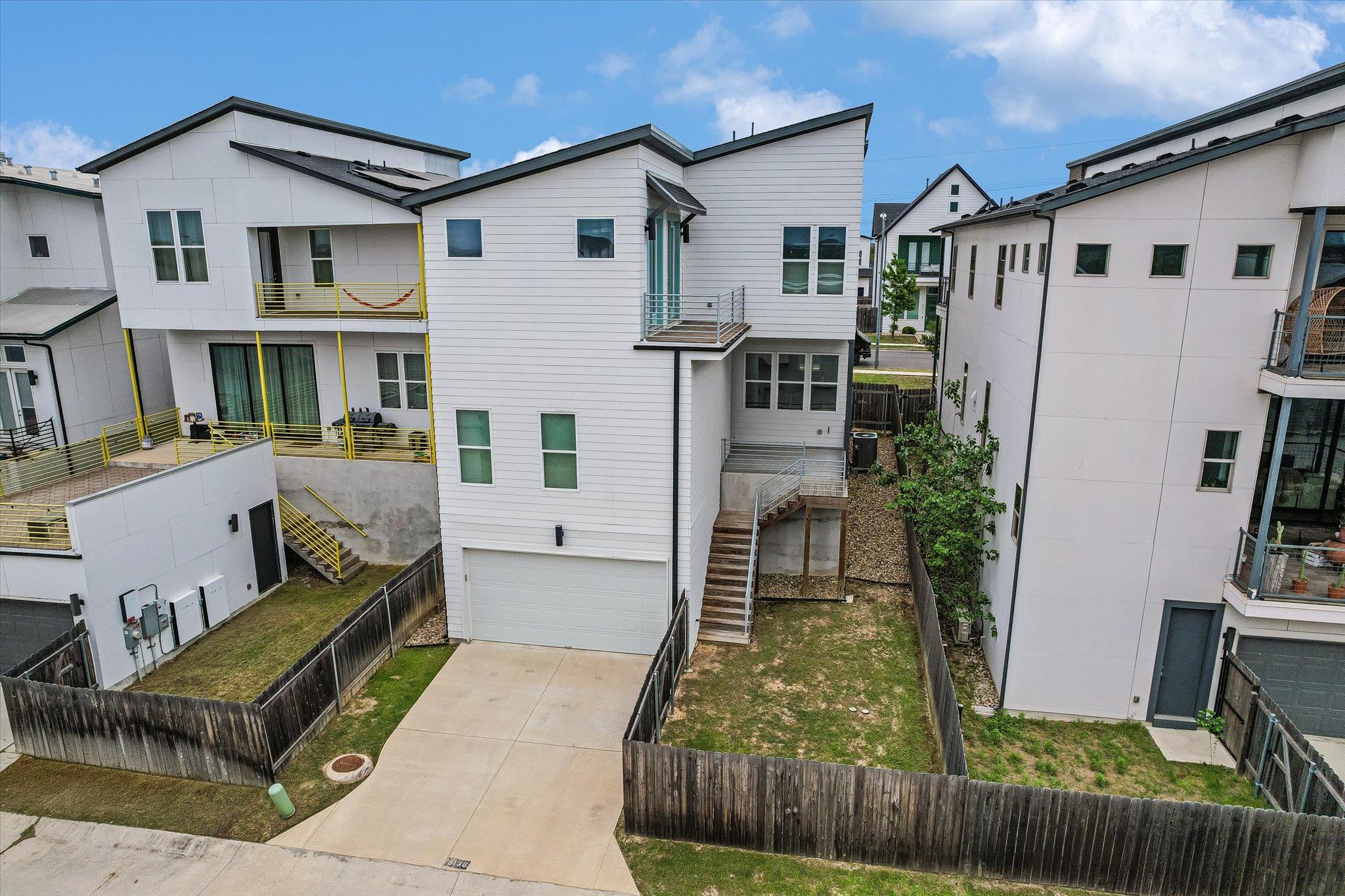 6136 Florencia Ln, Austin, TX 78724