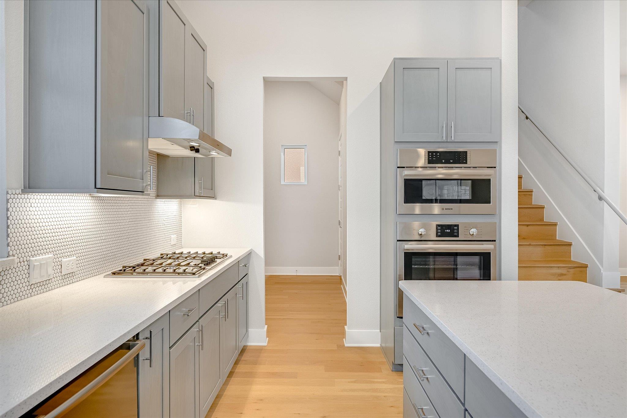 6136 Florencia Ln, Austin, TX 78724