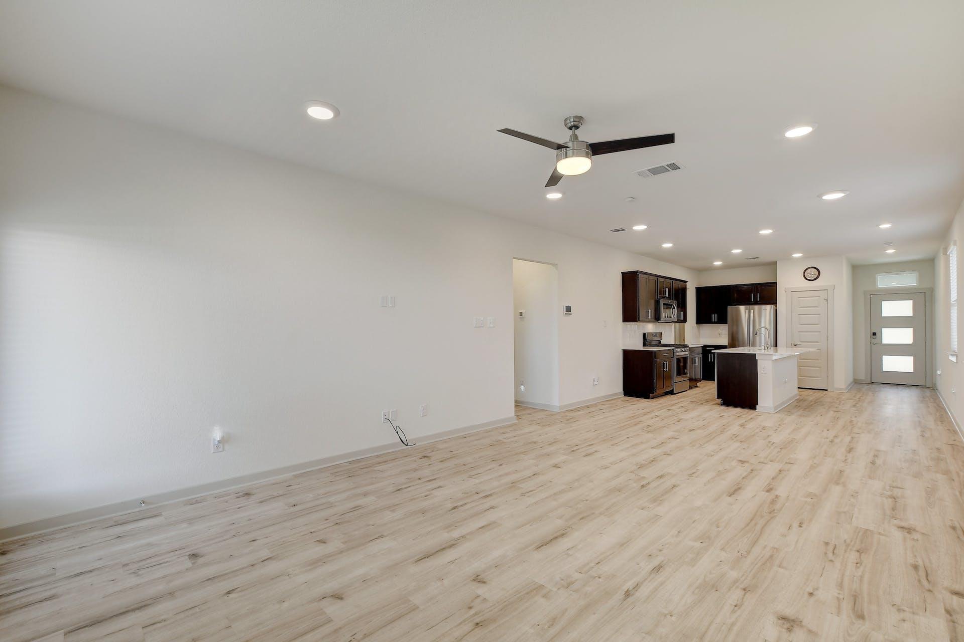 121 Fairfax Ave, San Marcos, TX 78666