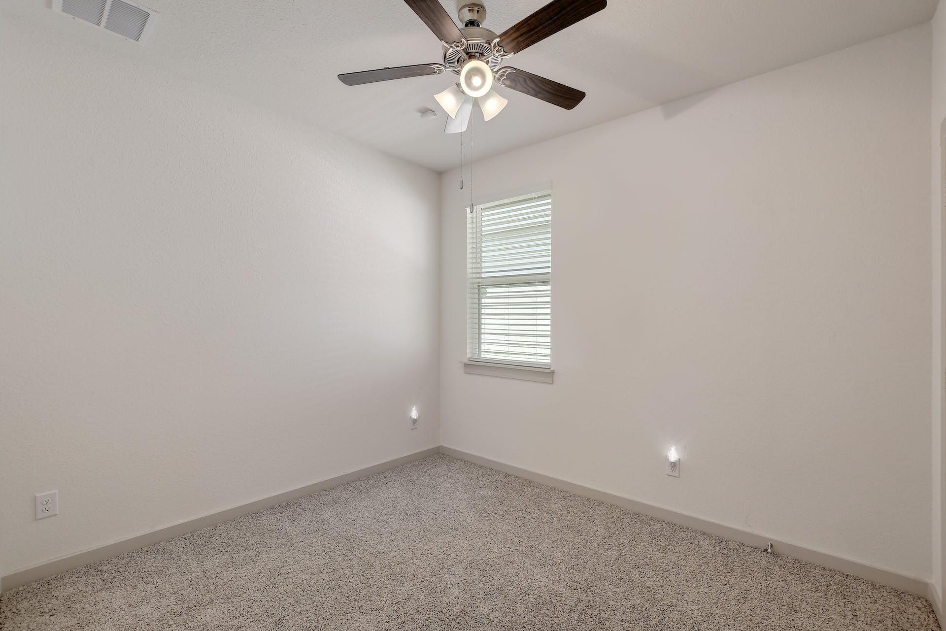 121 Fairfax Ave, San Marcos, TX 78666