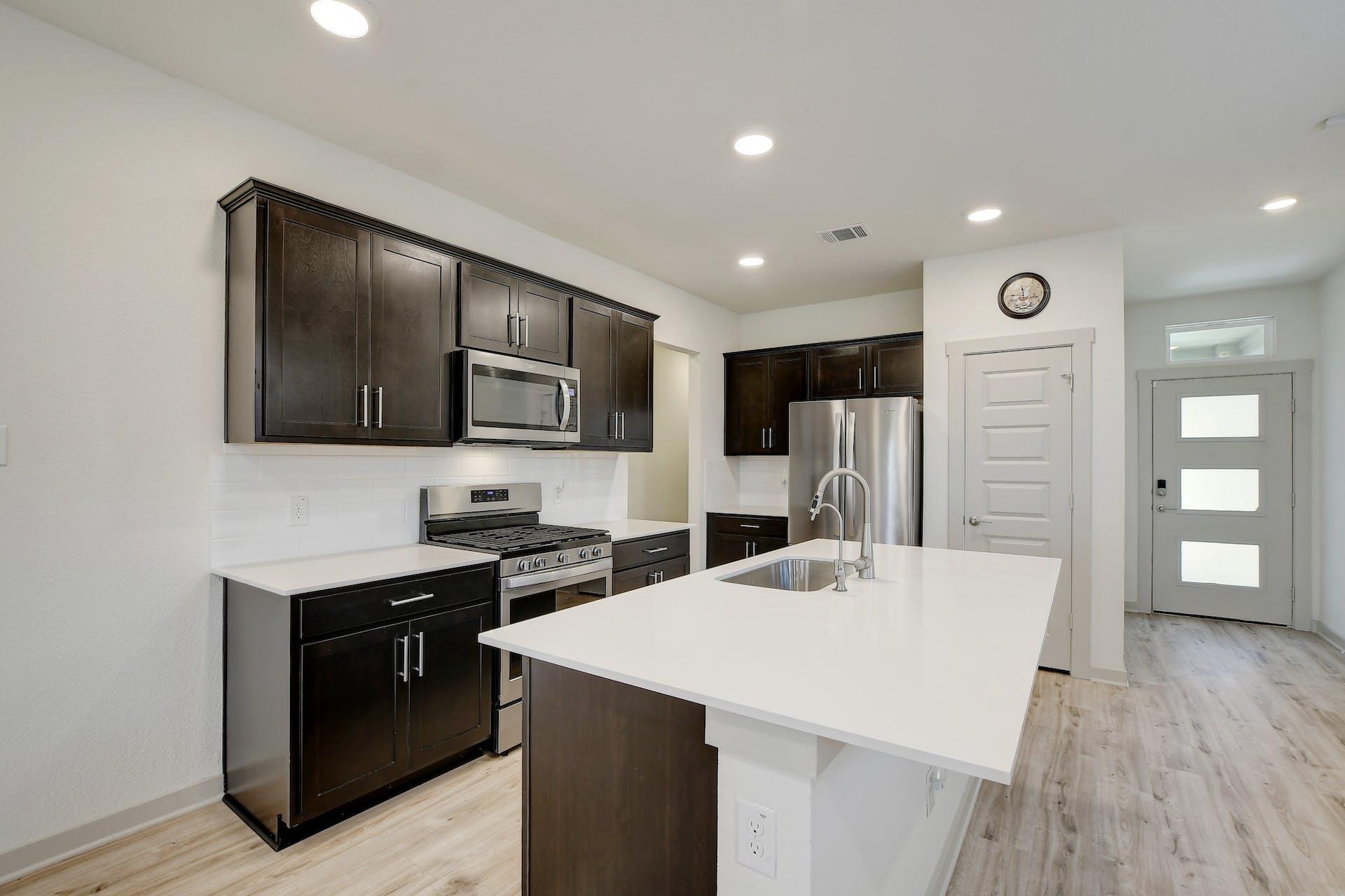 121 Fairfax Ave, San Marcos, TX 78666