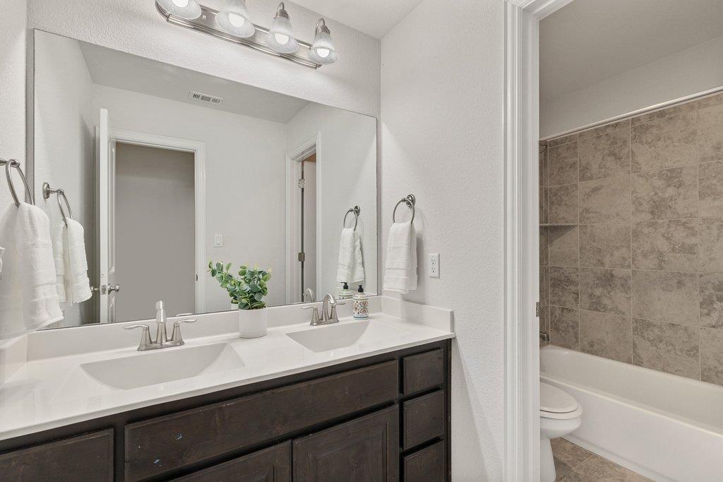 22308 Chipotle Pass, Spicewood, TX 78669