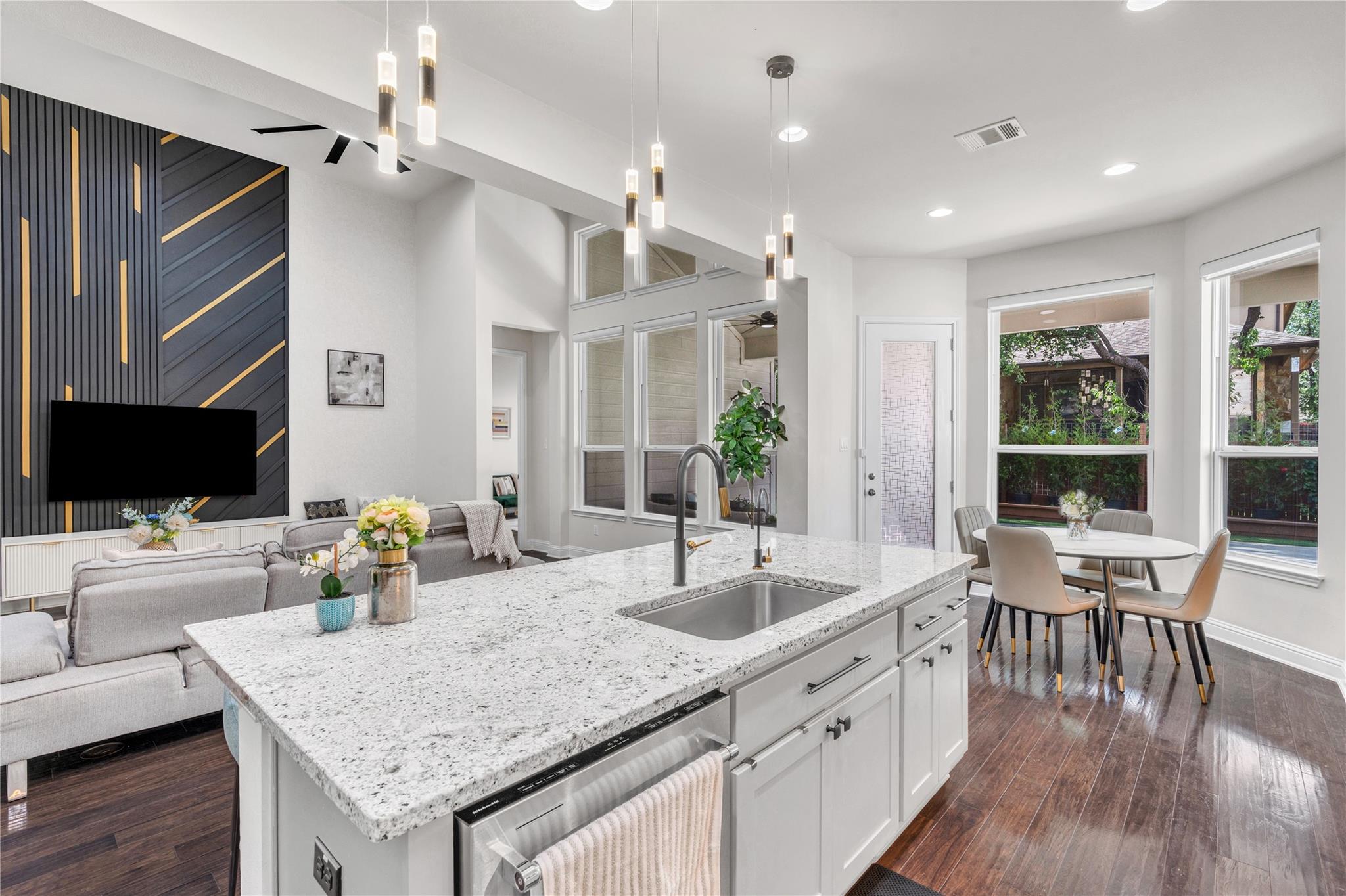 4129 Bison Bnd, Cedar Park, TX 78613