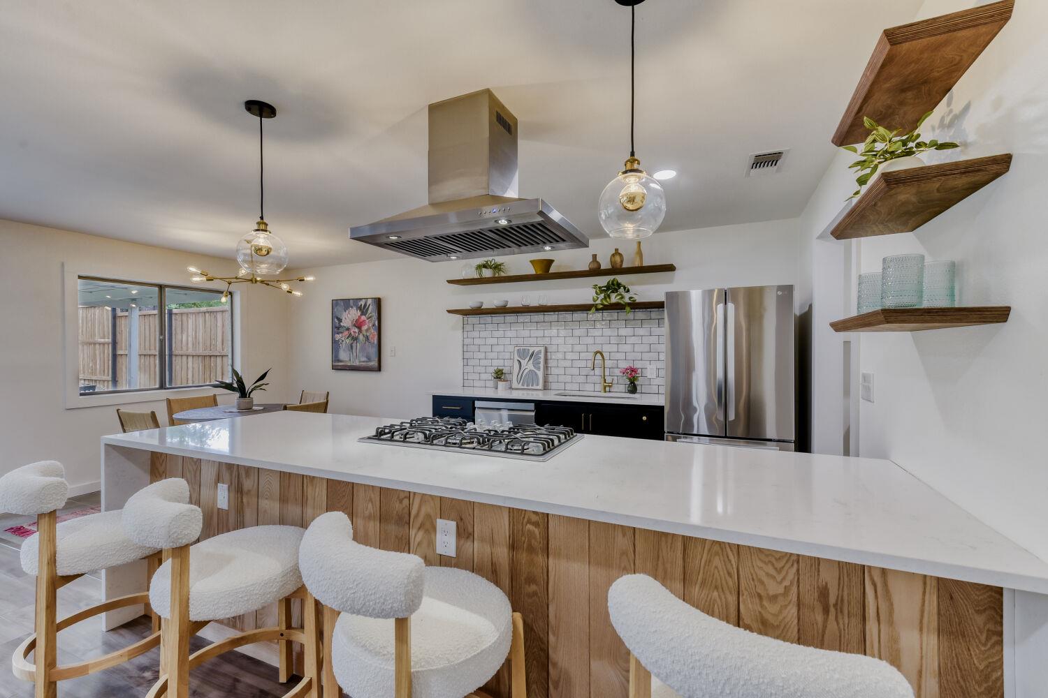 6108 Bridlington Cir, Austin, TX 78745