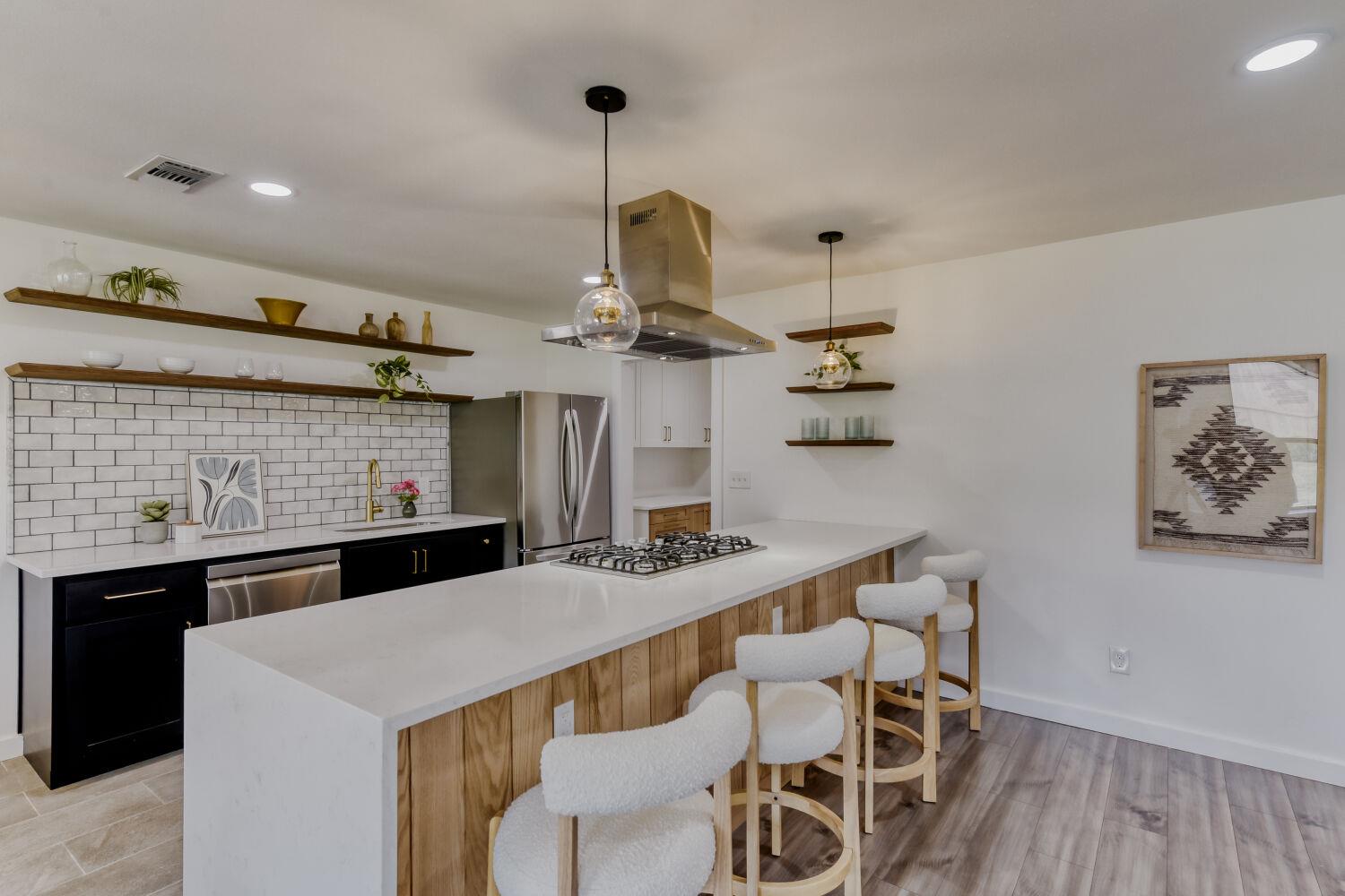 6108 Bridlington Cir, Austin, TX 78745