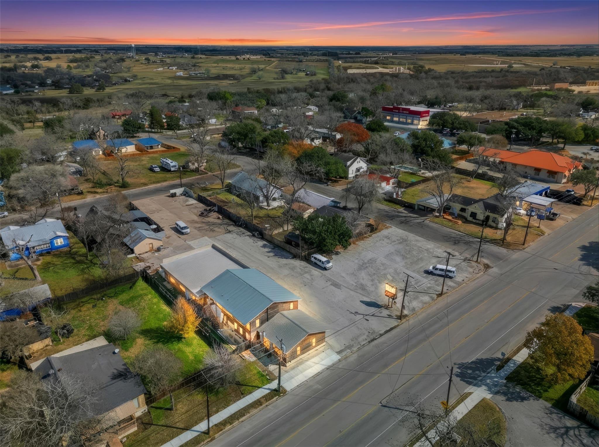 317 N Avenue E, Shiner, TX 77984